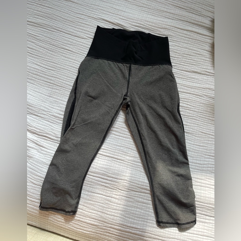Lululemon capri leggings